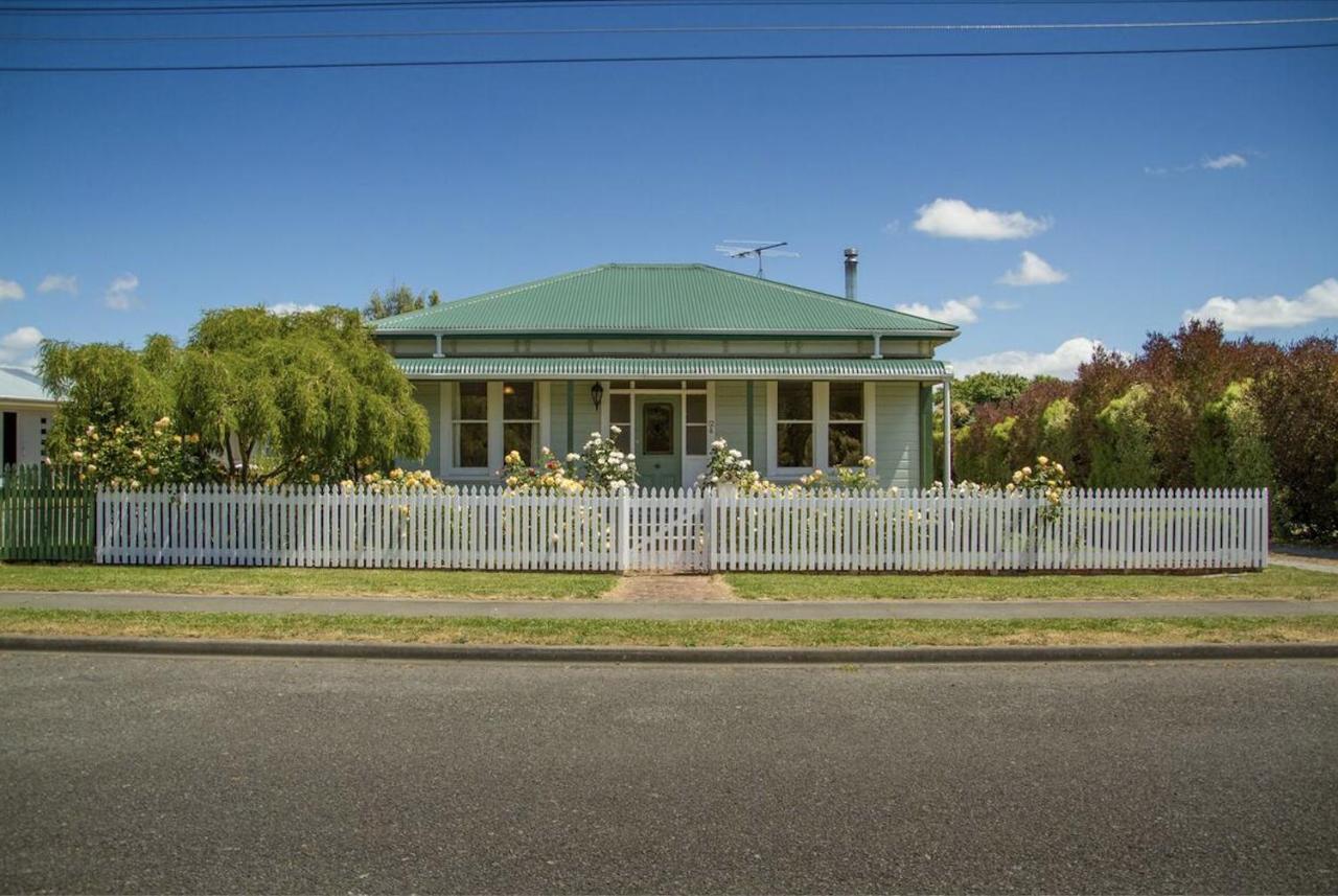 The Green Villa Martinborough Exterior photo